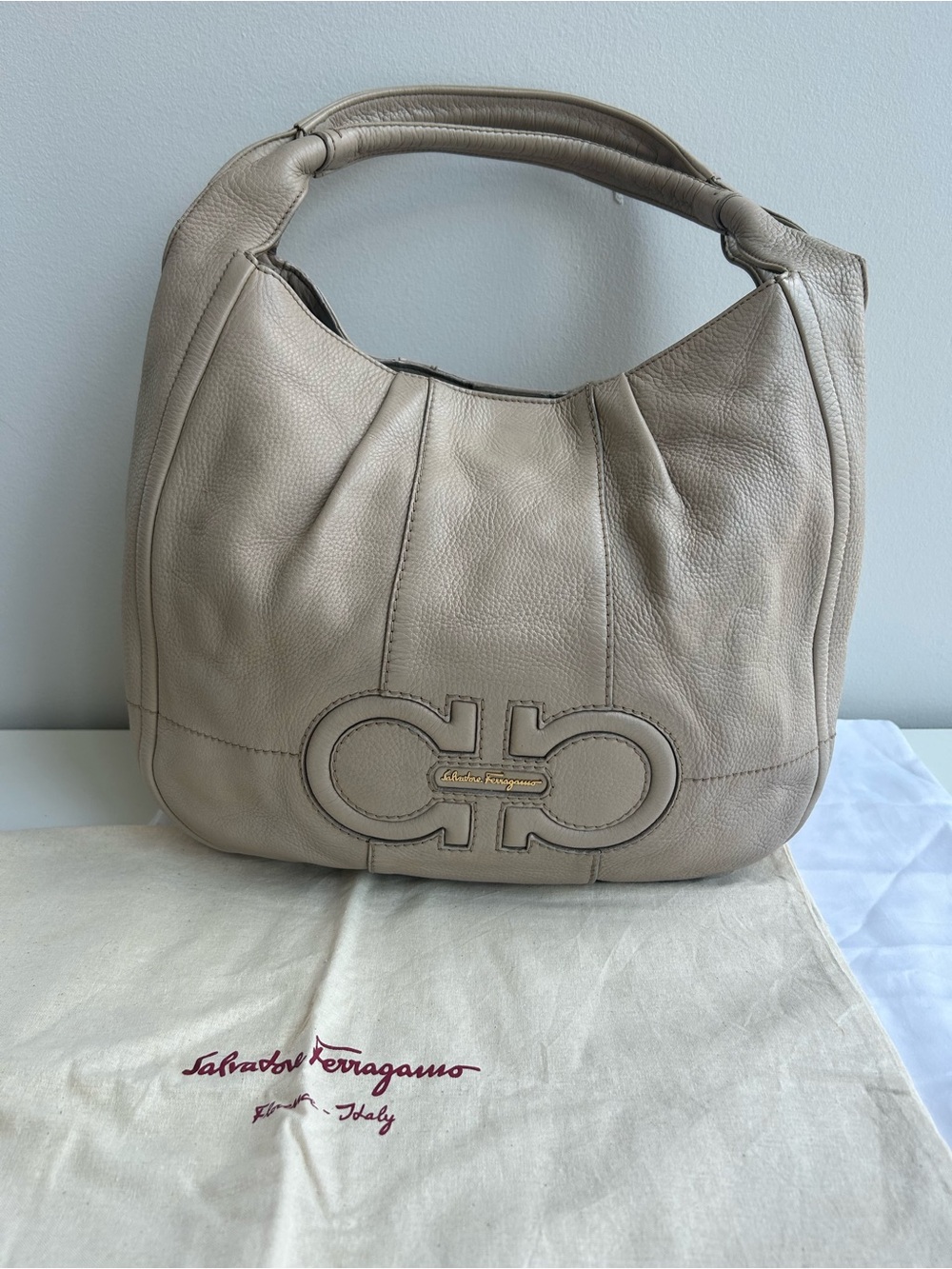 Salvatore Ferragamo Beige Leather Gancini Tote